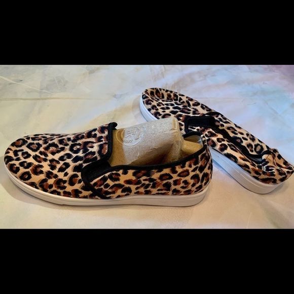 NWOT Leopard Print Loafers - Picture 5 of 16